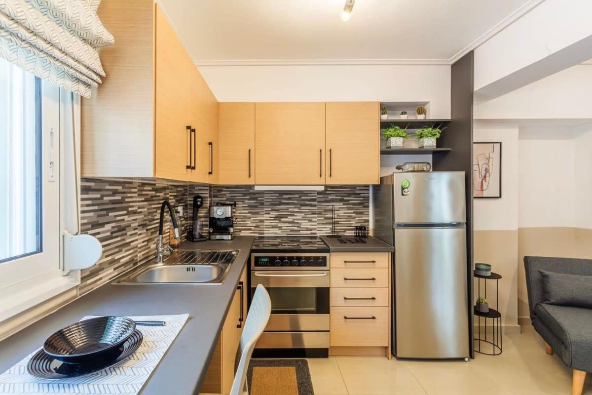 Kalamata Lime Studio - Cozy Gem With Private Parking 외부 사진