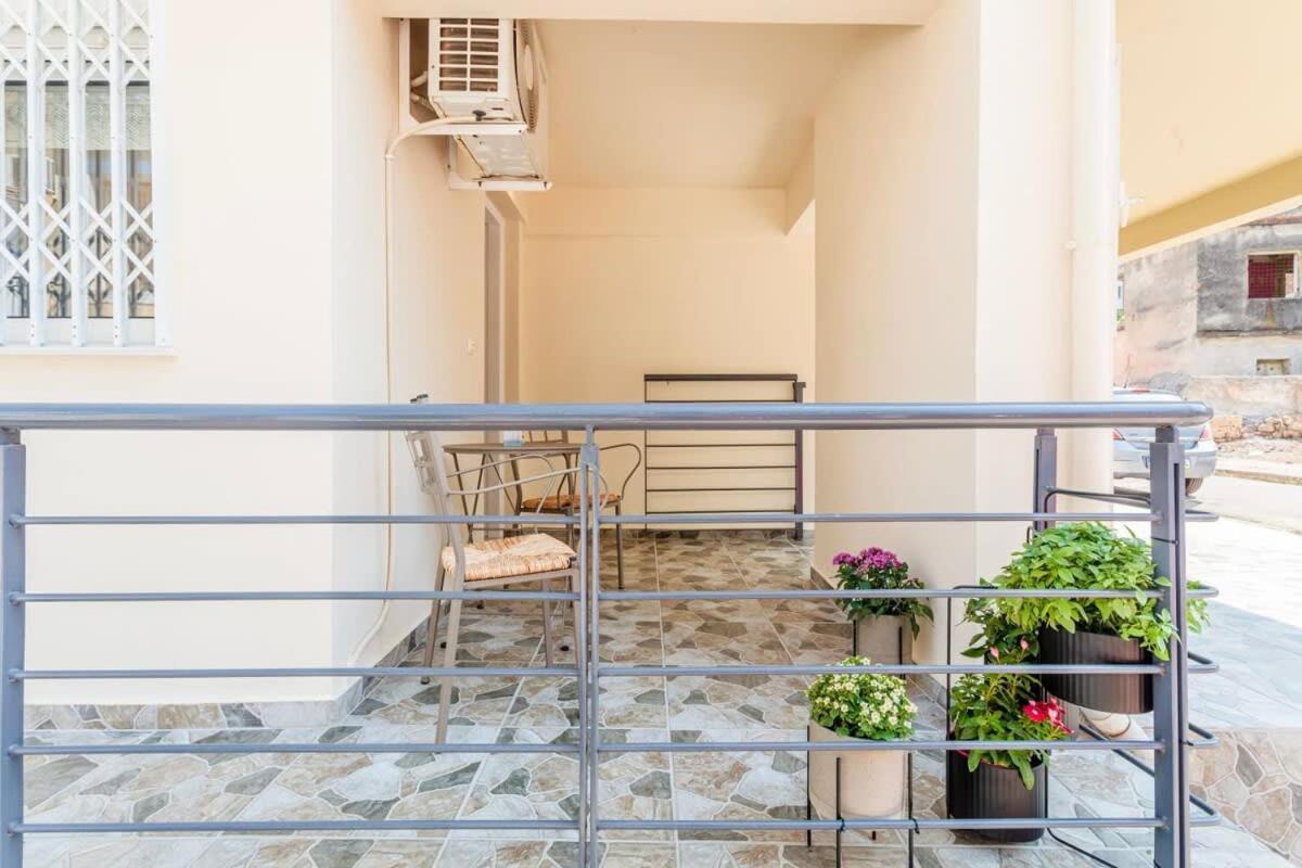 Kalamata Lime Studio - Cozy Gem With Private Parking 외부 사진